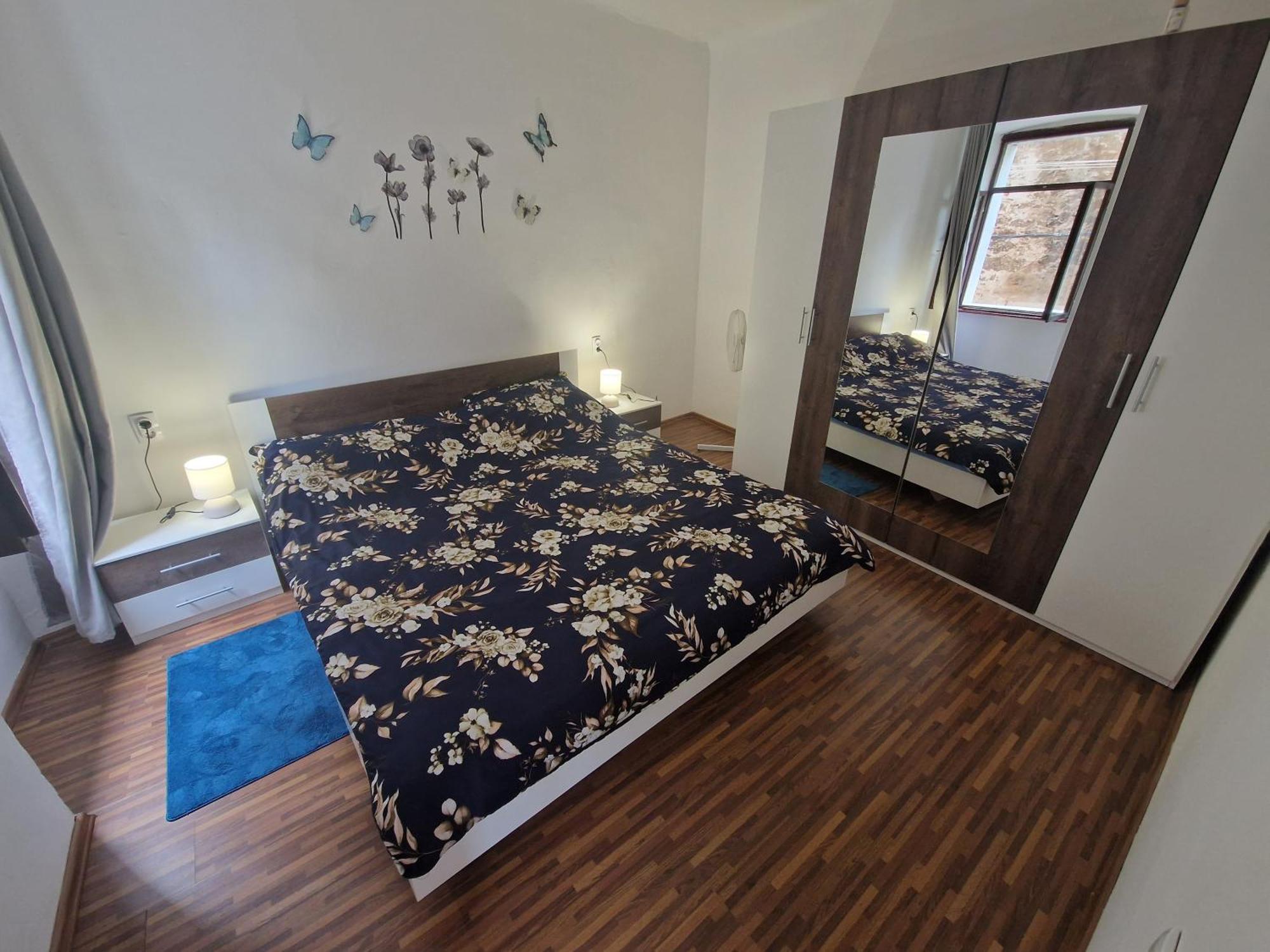 Crystal Luxe Apartament *